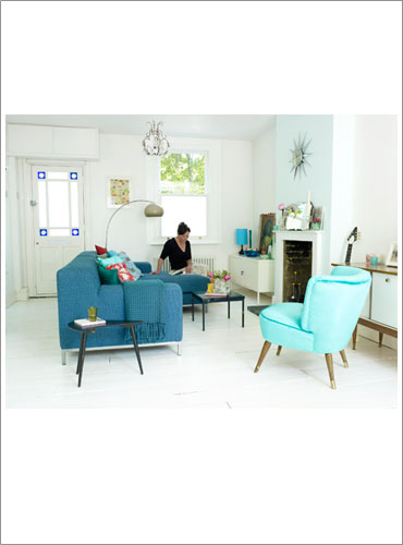 White Lounge